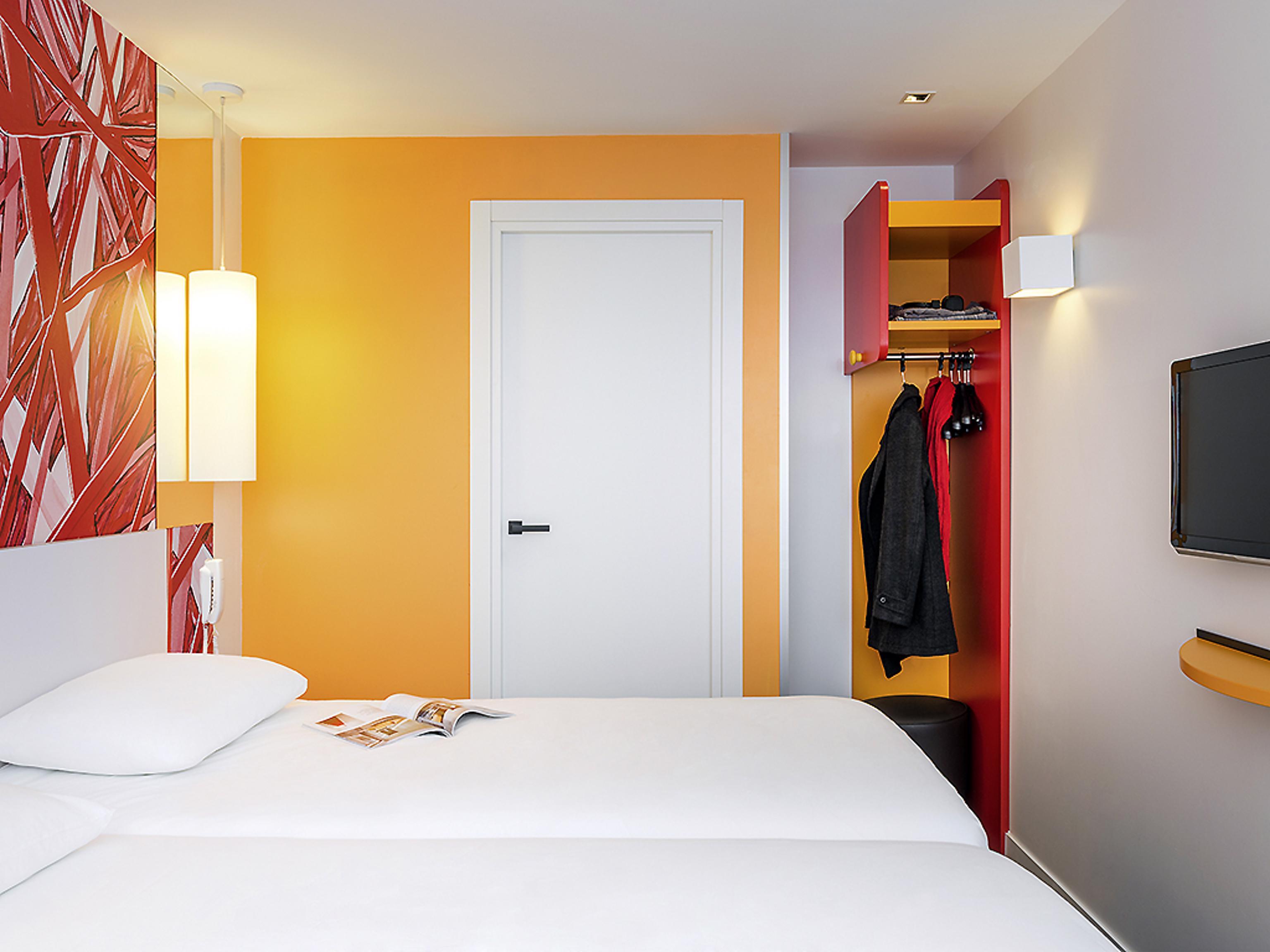 Ibis Styles Paris La Defense Courbevoie Hotel Exterior foto